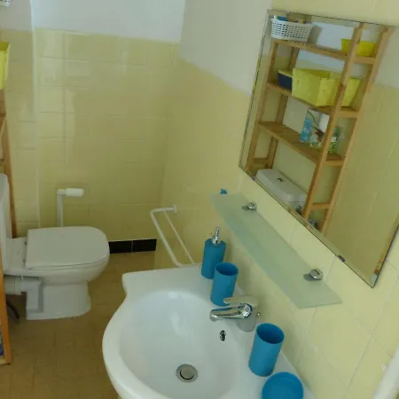 Appartement Au Bord De L'eau Avec Parking Prive Et Wifi - Fr-1-308-64 Le Lavandou