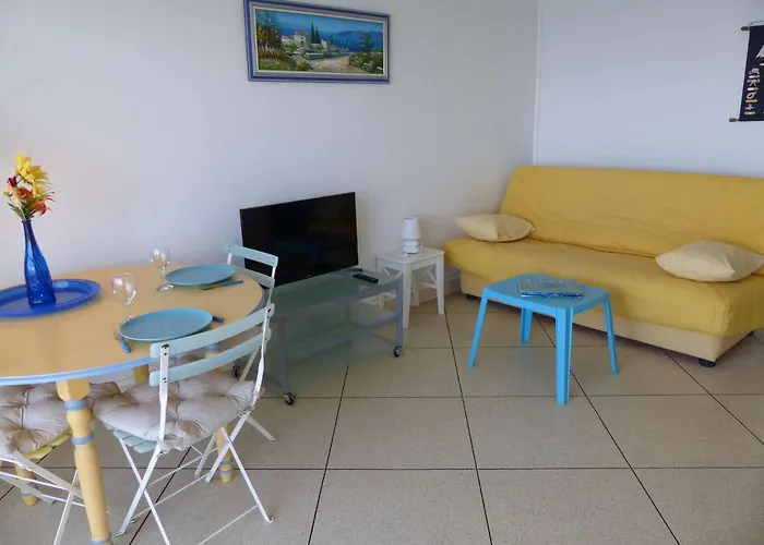 Apartman Vue Au Lavandou Avec Parking - Fr-1-308-64